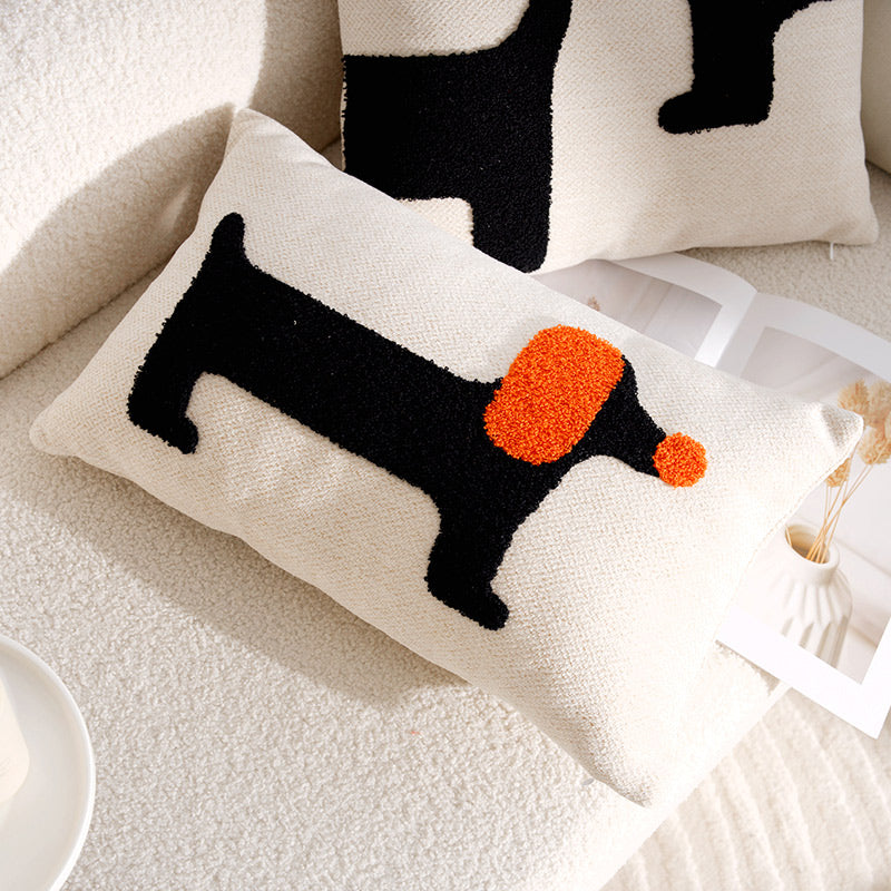 Coussin toile motif chien noir et orange 30 x 50 cm