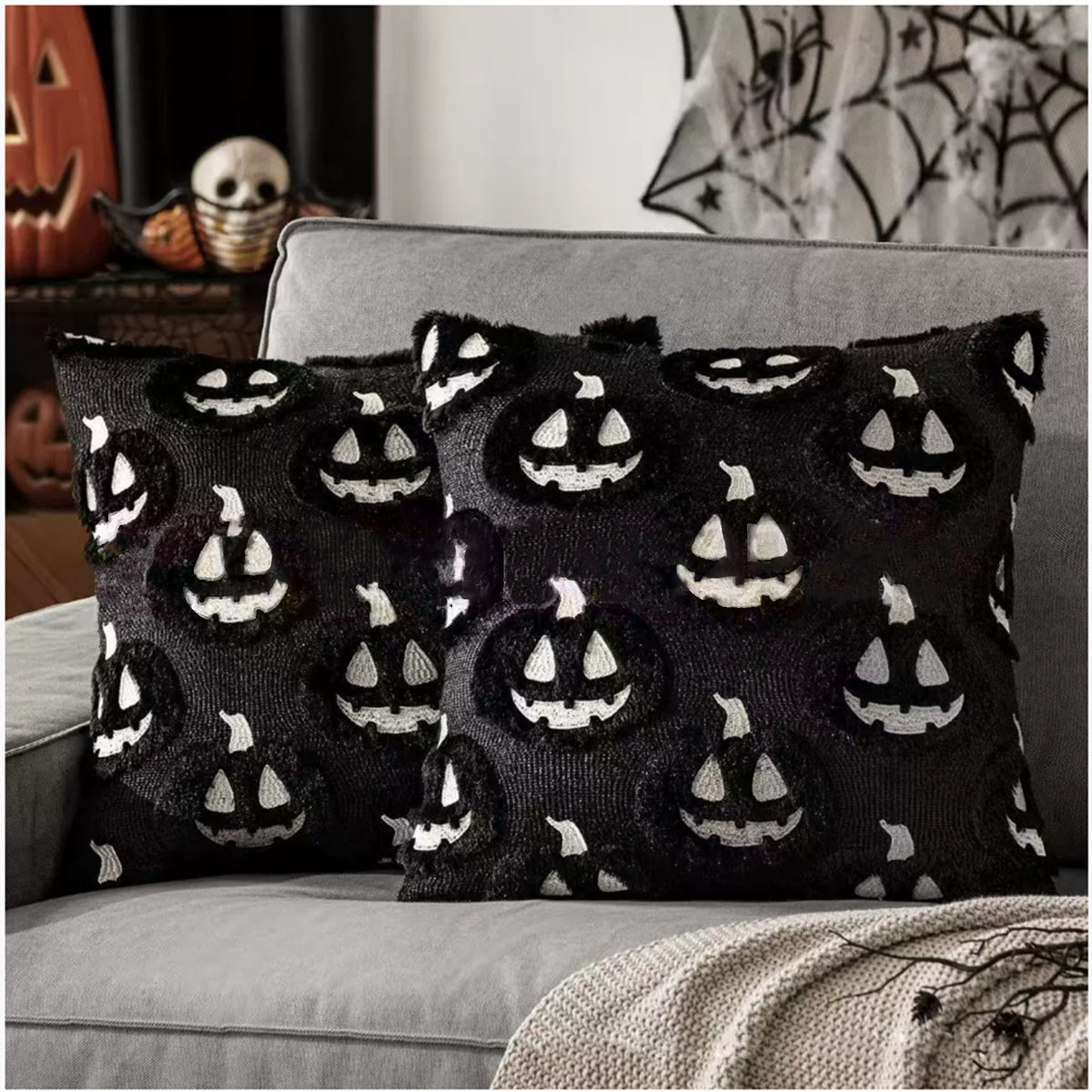 Housse de coussin motif citrouilles horreur noir