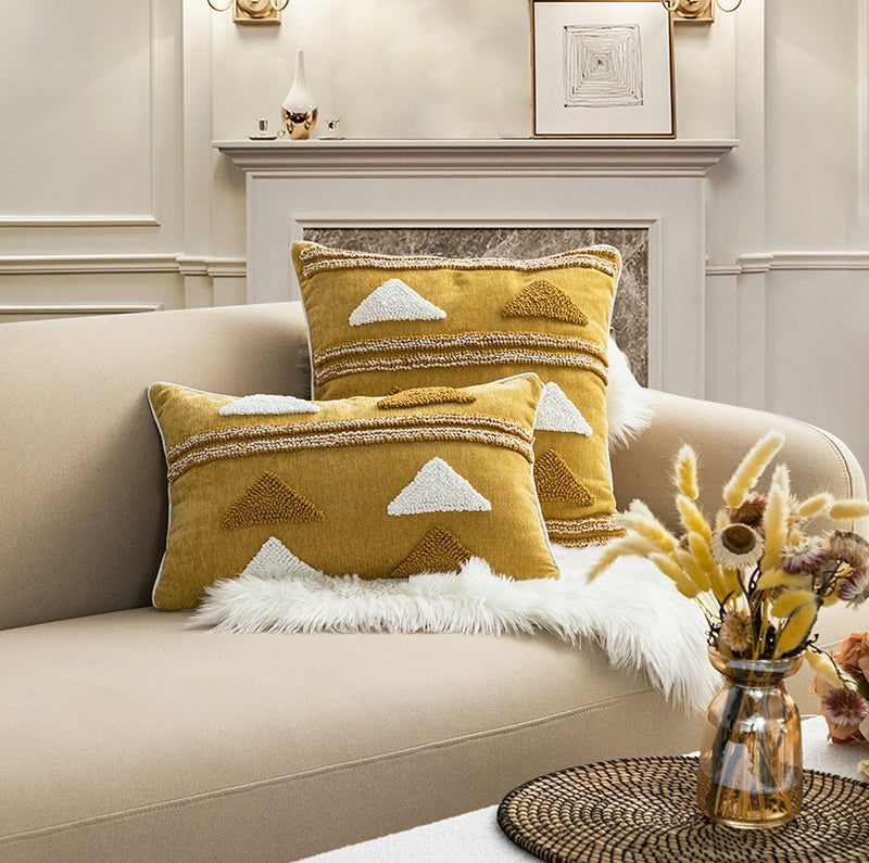 Housses de coussin touffetées en ambiance