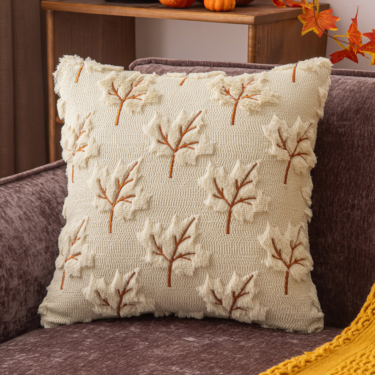 Housse de coussin Halloween motif feuille beige
