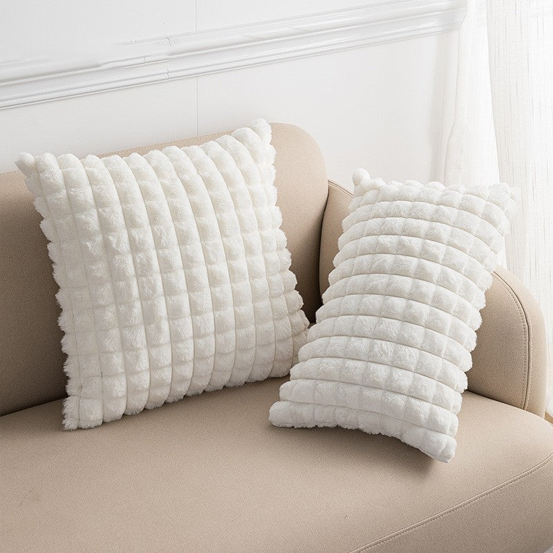 Housse de coussin relief pyramide coloris blanc
