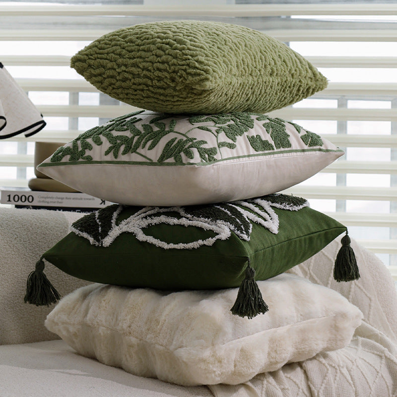 Coussins verts brodés rétro en ambiance