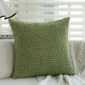 Coussin vert brodé féerique 45 x 45 cm